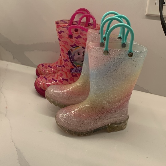 Two Pair Rain Boots sz 6 - Picture 5 of 5